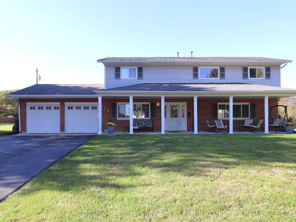1st image of 470 Hiatt Pl