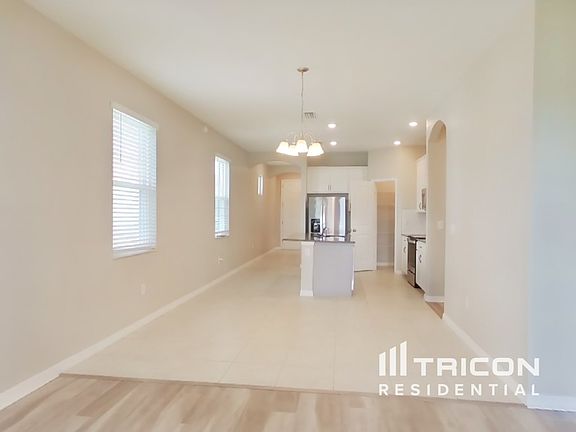 4th image of 2585 Village Lakes Blvd