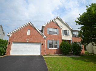 1535 Russell Dr, Hoffman Estates, IL 60192