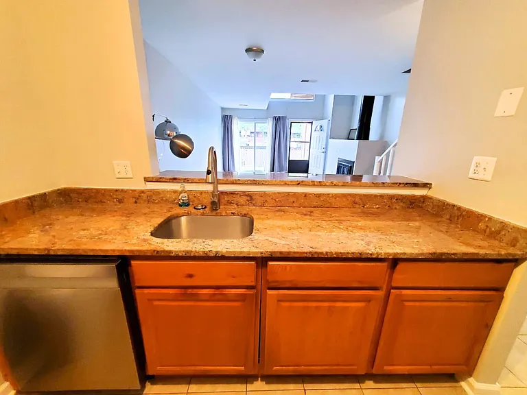 8036 Pantano Pl — Photo 22