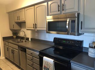 1220 Chatham Park Dr APT H, Pittsburgh, PA 15216
