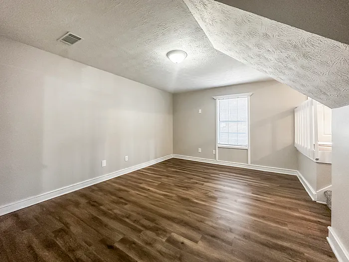3440 Great Meadows Ct — Photo 9