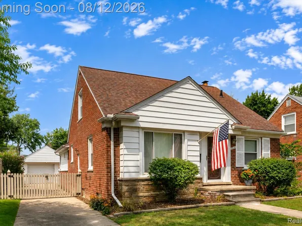 1719 Highview St, Dearborn, MI 48128