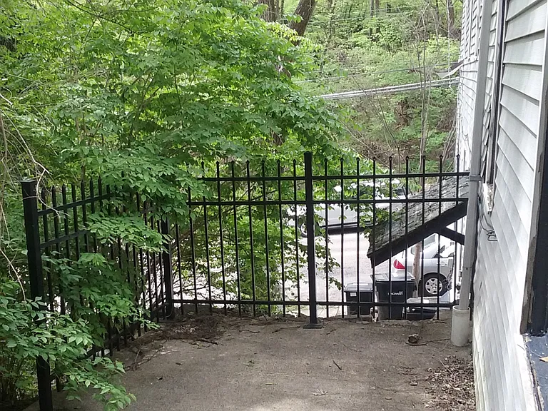 2230 Ravine St — Photo 21