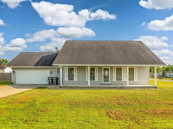 5627 Red Fox Dr, Carterville, IL 62918