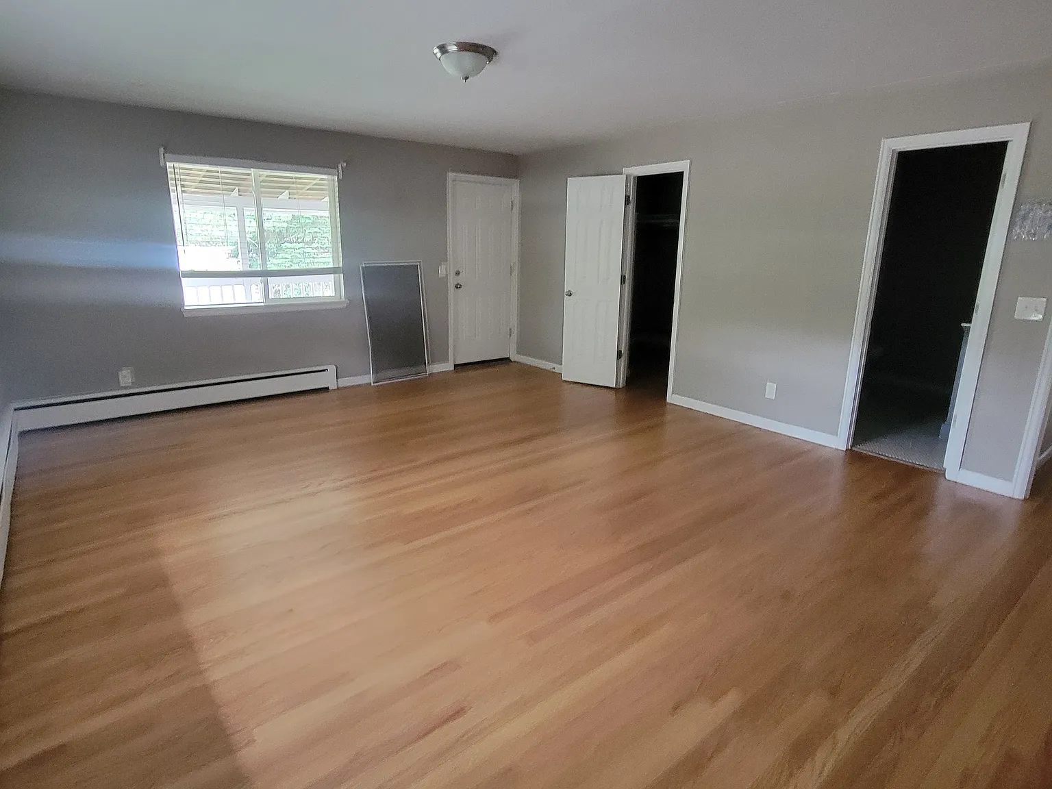 3 bed, 1800 sqft, $4,700 — Photo 2