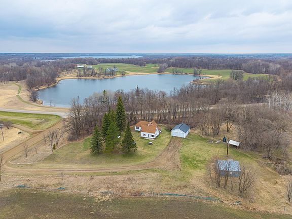 2nd image of 22845 NE Pickerel Lake Rd