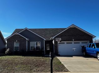700 Jim Brown Dr, Clarksville, TN 37042