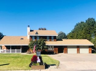 2913 Center Ave, Dodge City, KS 67801