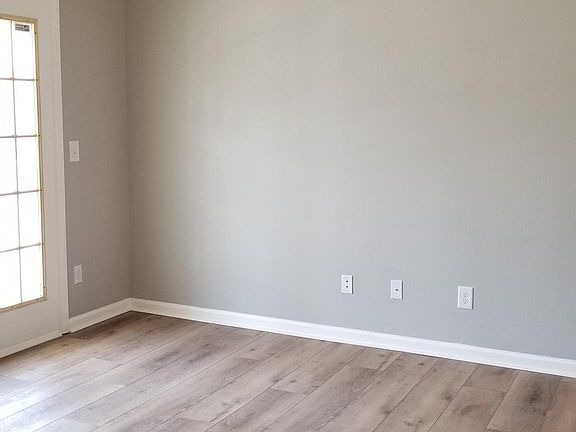 5th image of 7125 W Friendly Ave APT E