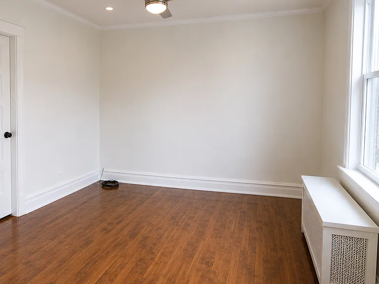4838 N Claremont Ave #2 — Photo 10