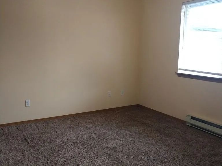 1577 D St — Photo 10