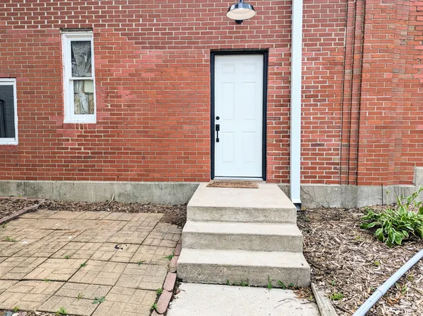 1425 8th Ave #6, Marion, IA 52302