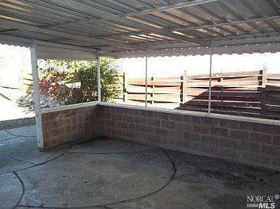 3rd image of 726 Carolina St
