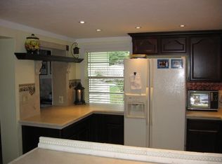 10910 Grove Ter, Seminole, FL 33772