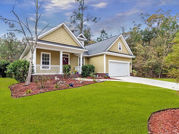 4th image of 261 Carolinian Dr