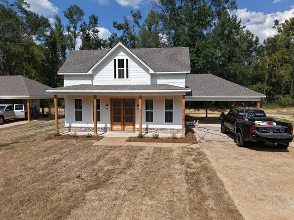1311A Jones St, Water Valley, MS 38965