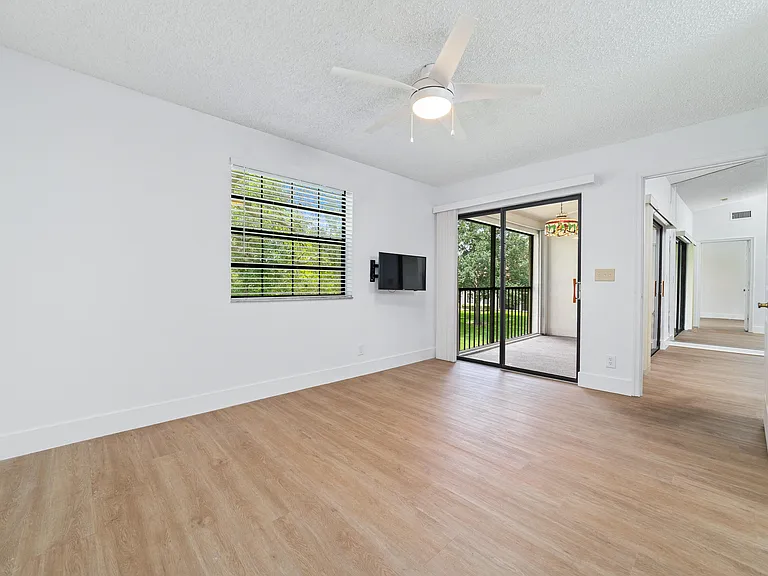 3151 Leewood Ter #L228 — Photo 22