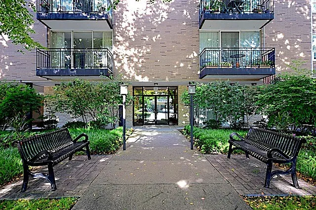 424 Park Ave APT 201 photo 1