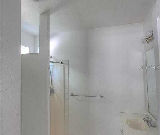 5th image of 1227 4th St #B