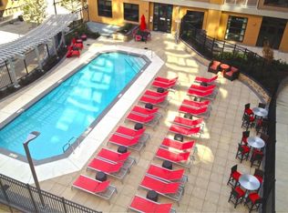 919 N Lincoln St APT 563, Arlington, VA 22201
