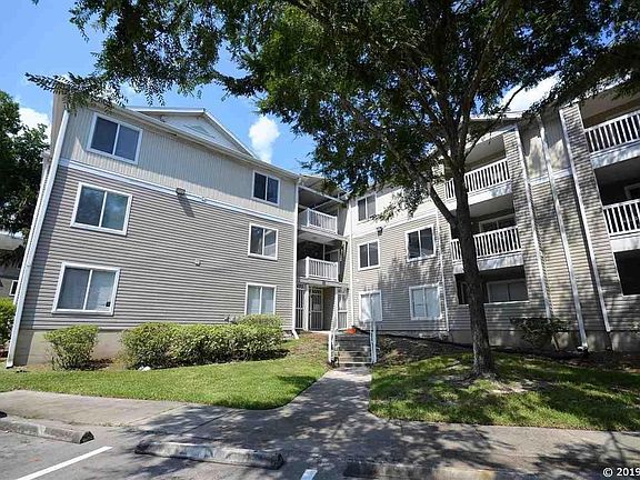 2nd image of 4000 SW 23rd St APT 5-201