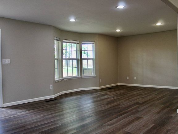 5th image of 11086 368th Rd