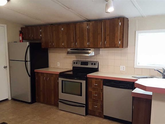 4th image of 2031 Plantation Forest Dr