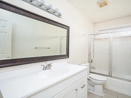 119 E Gardenia Ave — Photo 10