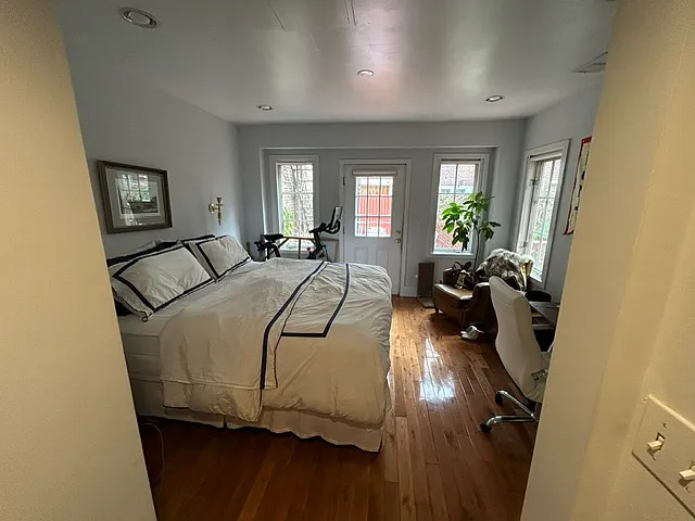 2131 Locust St #1W — Photo 7