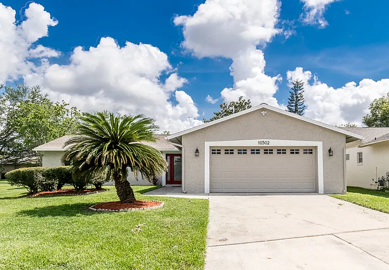 10502 Linger Ln — Photo 1