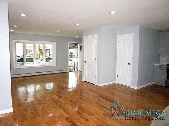 3rd image of 120-26 166th St #1