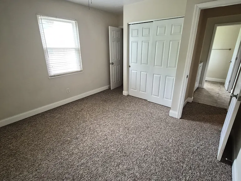 199 Wyndcrest Ct #B — Photo 10