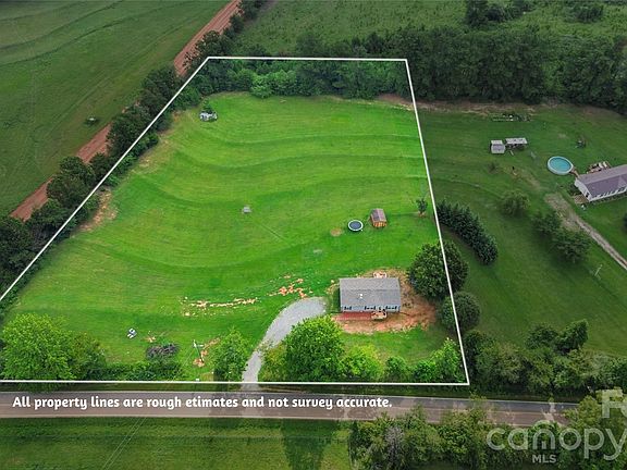 2nd image of 3906 Hollis Rd