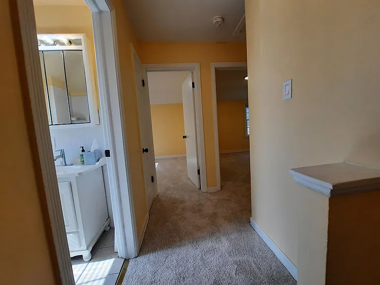 1720 Leland Ave — Photo 40