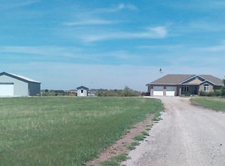 56715 714th Rd, Fairbury, NE 68352