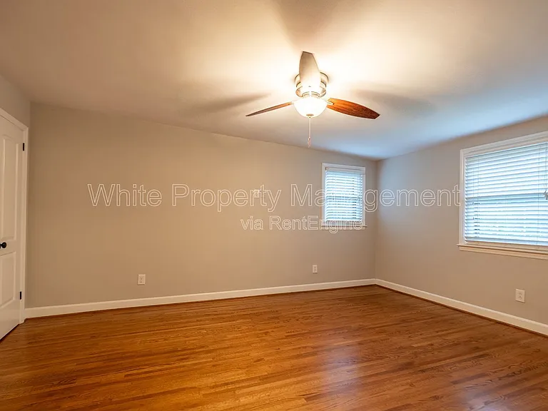 12013 Idlewild Rd — Photo 16