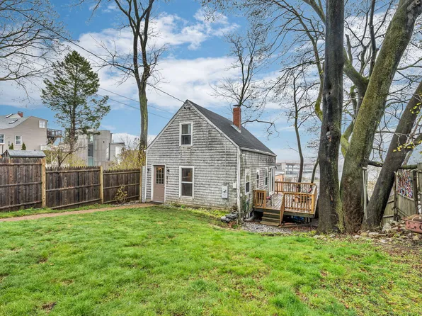 46 Salem Street, Portland, ME 04102