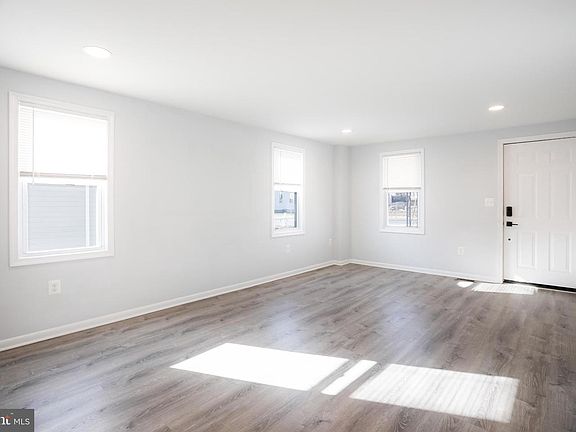 5th image of 605 Mace Ave