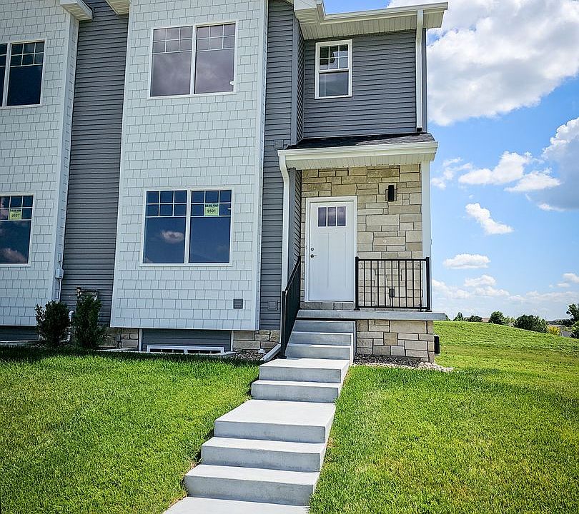 1st image of 9427 Duckhorn Dr #1102