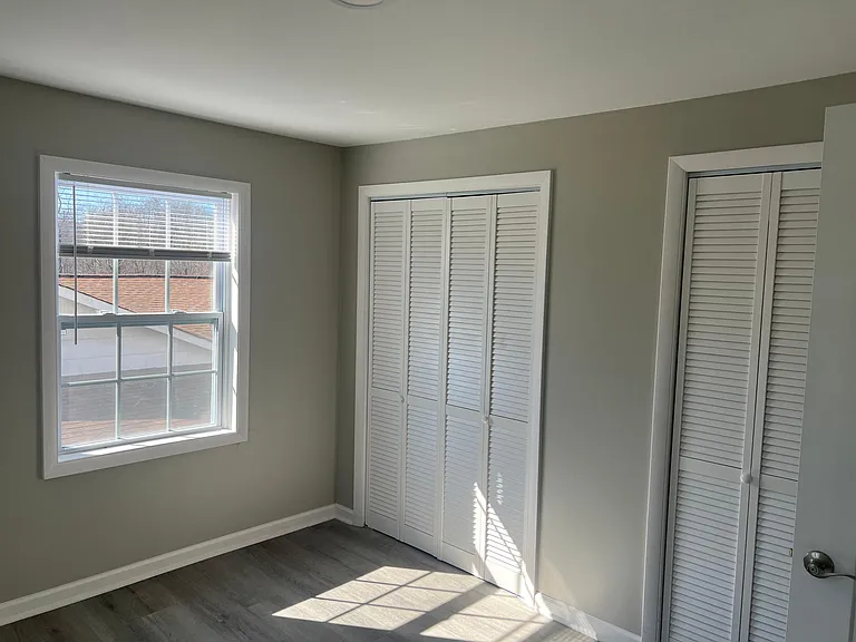 2751 Everett St — Photo 9