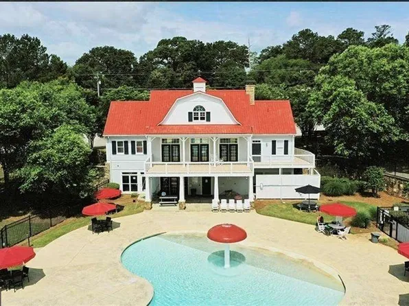 684 Egrets Lndg #62, Covington, GA 30014