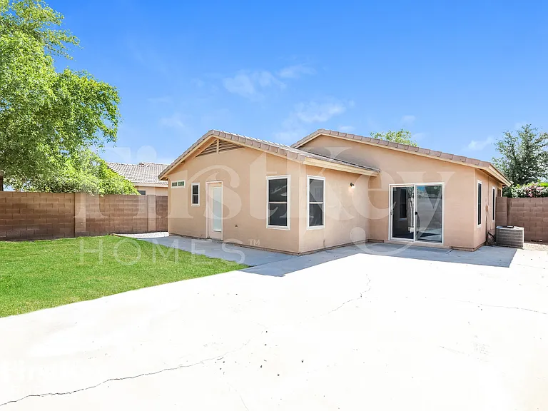 2050 W Hayden Peak Dr — Photo 15
