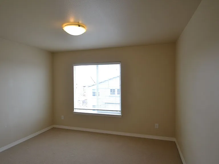 5079 Farris Creek Ct — Photo 32