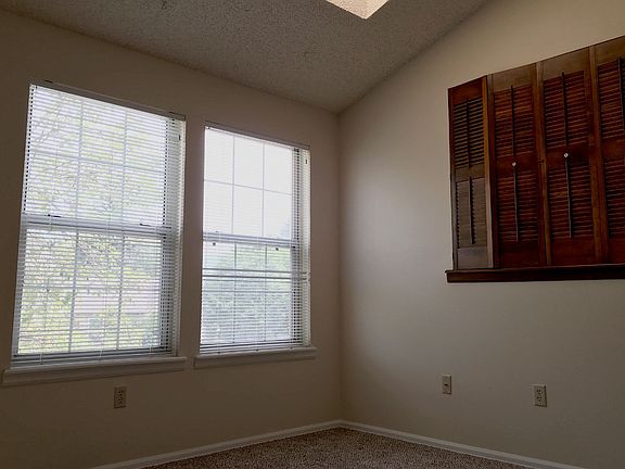 Skylights in every bedrooms