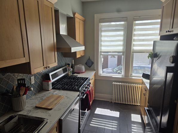63 68th St Floor 2