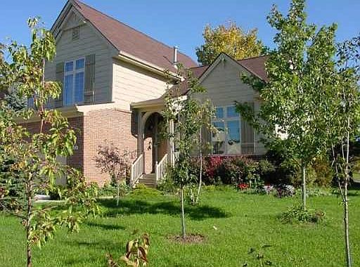 1st image of 5616 Versailles Ave