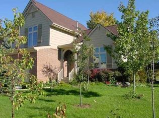 5616 Versailles Ave, Ann Arbor, MI 48103
