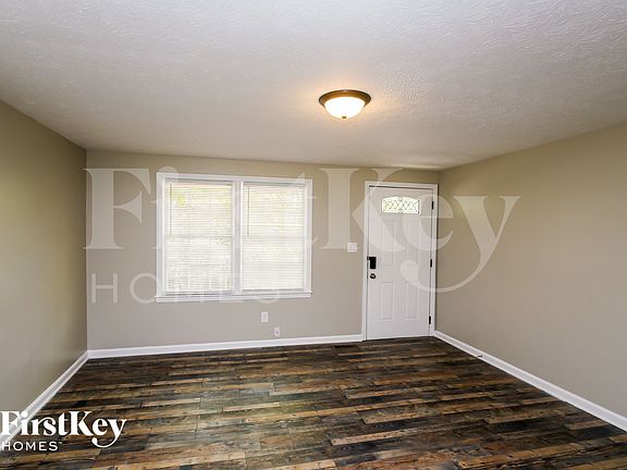 3rd image of 3548 Birchwood Dr