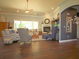 512 Antoinette Ct, Red Bluff, CA 96080